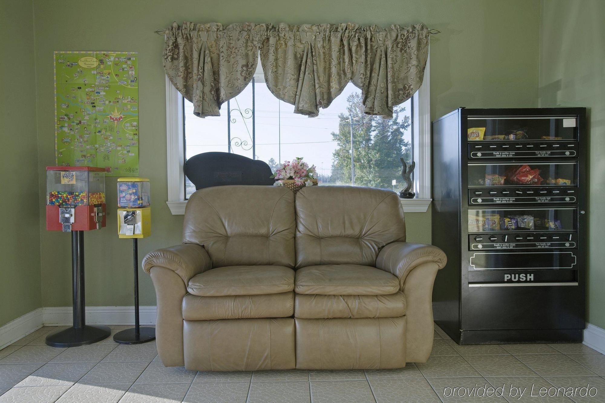 Super 8 By Wyndham Picayune Intérieur photo